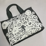 ラスト一点です。ミナペルホネン  flower nest トートバッグ　