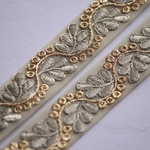 インド刺繍リボンᢂ 蔦セージ　インド刺繍/インドリボン/刺繍リボン/シルクリボン/トリム/ブレード/ジャガードリボン/チロリアンテープ/チュールレース