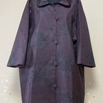 大きいサイズ　着物リメイク　紫色系　大島のジャケット　コート　裏付き