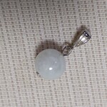 ⑲a　糸魚川翡翠　ペンダントトップ　10mm　♡希少ストーン♡　綺麗です♡