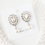結婚式★ティアドロップビジュ★フラワーパール　ピアス