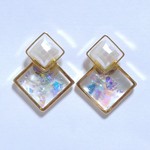 人気NO1！大人可愛いホログラムピアス