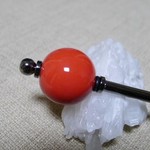 再販4　赤い磁器玉のかんざし