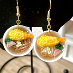 ミニチュア 大海老天ぷら蕎麦とうどんのピアス