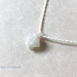 ホワイトムーンストーン macramé ペンダント