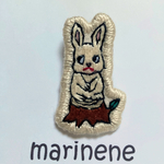 切り株にちょこん♡うさうさ