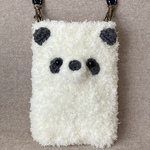 8様オーダー　ふわふわパンダさんスマホポシェット🐼