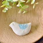 【THANKS♡×1300企画】青いの羽の ことり　陶器ブローチ