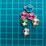 76.2  6個　花のチャーム  6個ゴールド