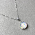 【B品・再販・水晶×人工オパール】翠ノ国の錬晶装具『氷彩晶の首飾り』彩雲