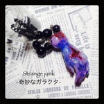 球体関節人形風 悪魔な手 ネックレス お気に入り100突破SALE