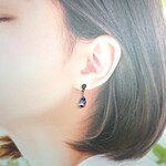 【クリスタル】スワロフスキー＆雫ピアス（青～紫） 