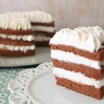 シンプルに美味しいチョコスポンジと生クリームケーキ【4号サイズ】