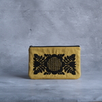 黄色の花模様刺繍のポーチ　SMALL 