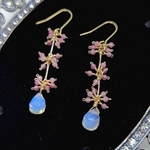 しゃらしゃらピアス