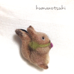 ⊿小さなリスブローチ
