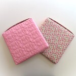 リバーシブル◇いす用座布団◇くまステッチパステルPink×花柄ピンク☆キルティング