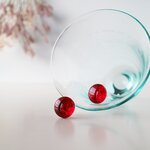 赤いガラスのピアス