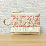 インド刺繍リボンのフリルポーチ