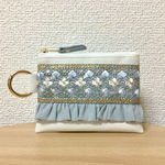 インド刺繍リボンのフリルポーチ