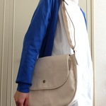 ショルダーＭ　キナリ　帆布
