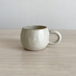 陶器のカップ　赤土　ほっこり