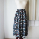 ストロベリーシーフロングスカート