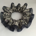 【SALE20％オフ】♪リバティダルメシアンドッツ♪黒オーガンジーの縁取りシュシュ
