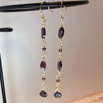 〝赤 い 宝石〟ロードライト ガーネット ピアス　天然石