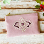 カシスムースのハーダンガー刺繍のポーチ 18