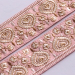 インド刺繍リボンᢂハートシルクリボン【ピンク】インド刺繍/刺繍リボン/リボン/シルクリボン/トリム/ブレード/ジャガードリボン/チロリアンテープ/レース/チュール
