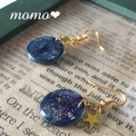 ゆらめく宇宙柄ピアス