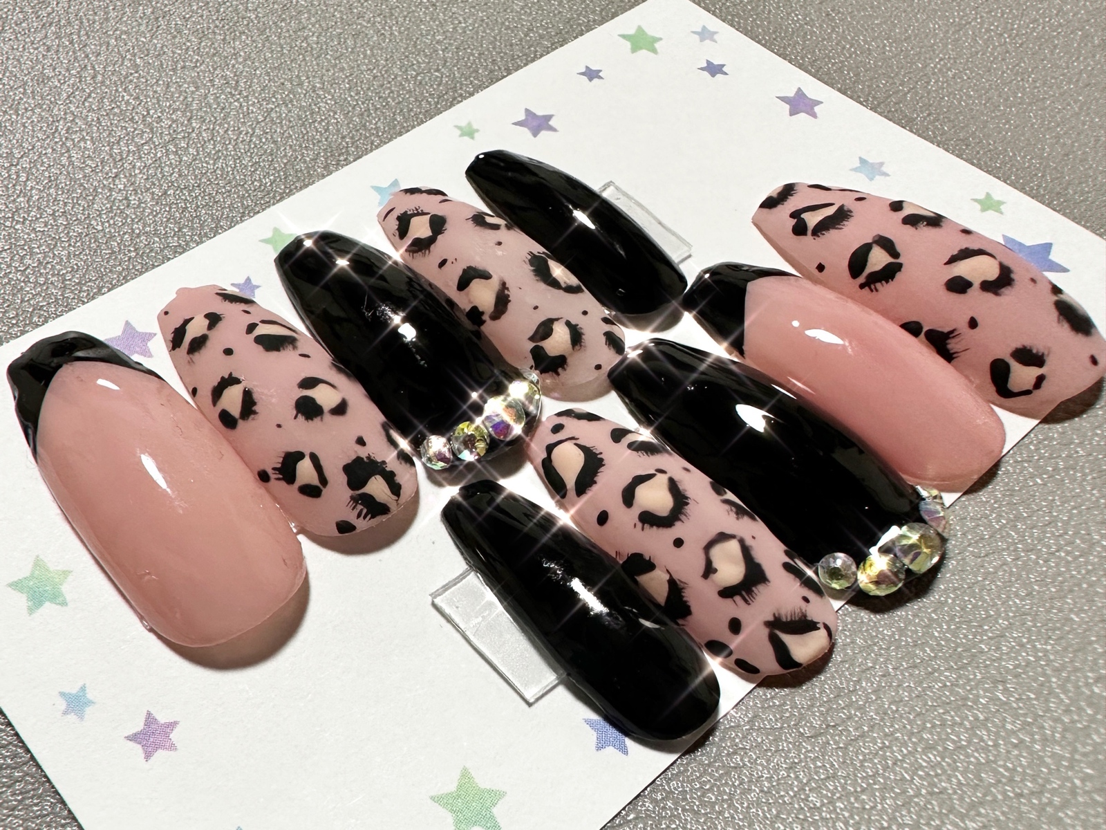 ネイルチップ　ギャル　ピンク　ヒョウ柄 210》ギャルネイル ロングネイル ネイルチップ ヒョウ柄 ピンク シアー