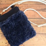 ファーのサコッシュ＊ ネイビー