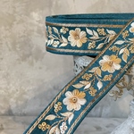 実物のお色味と違う場合があります] インド刺繍リボン　花　インド刺繍　スパンコール　刺繍リボン　リボン　りぼん　※10月8日よりゆうパケットにて発送