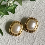 【ラージ】ヴィンテージ   パールセンターレクタングルアクリルボタン ゴールド　2個セット