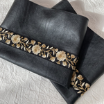 刺繍リボン　マルチポーチ