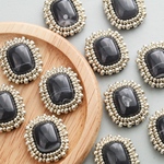 【ビーズ刺繍カボション】グレー　ビーズ刺繍　カボション　ビーズ　アクリル　貼り付け　シルバー　
