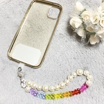 虹色 くまさん の ハンドストラップ ♡ スマホホルダー つき ストラップ ☆ スマホケース に 挟むタイプなので iPhone も Android もOK♪