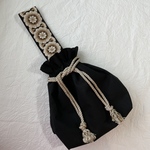 再販）刺繍リボンワンハンドル巾着