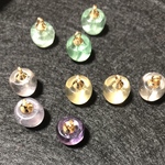 天然石彫　りんごモチーフ　フローライト ペンダントトップ　10㎜　最安値 3個￥300　アクセサリーパーツ　