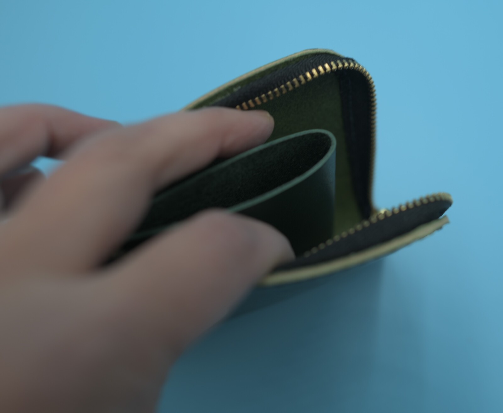 レザークラフト 財布 金運が上がる！緑・金・丸がついています - swsl 