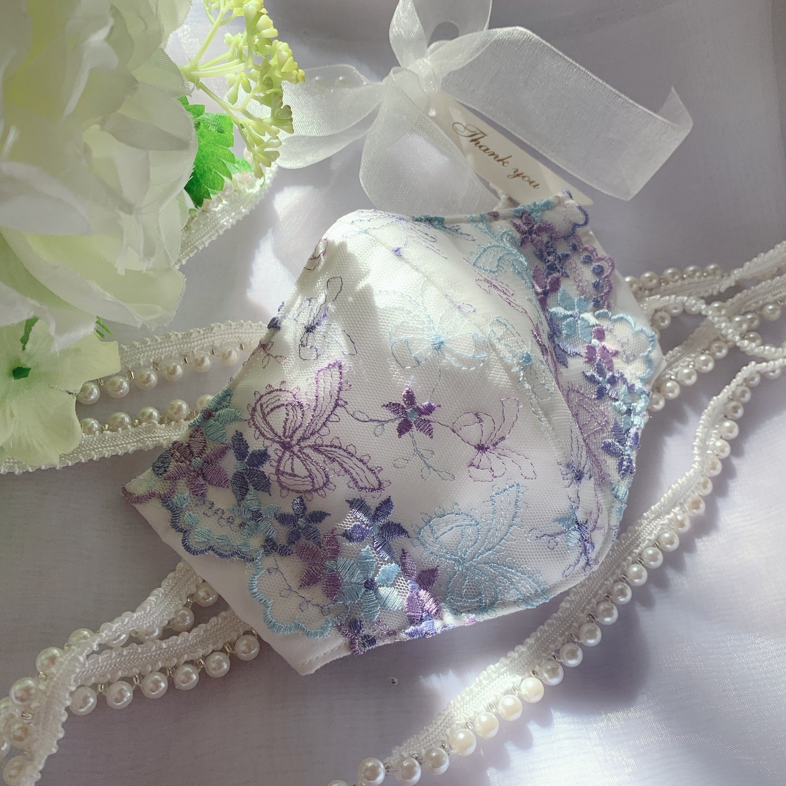 リボン刺繍レースマスク?抗菌生地2枚使用 ラベンダー色のレースマスク 