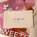 【新】チンチラかわいい平ポーチ　クリーム