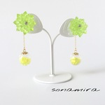 Green flower  ピアス