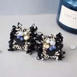 ビーズ刺繍𓍯blackツイードリボンピアス