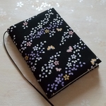 A5サイズブックカバー  花と蝶