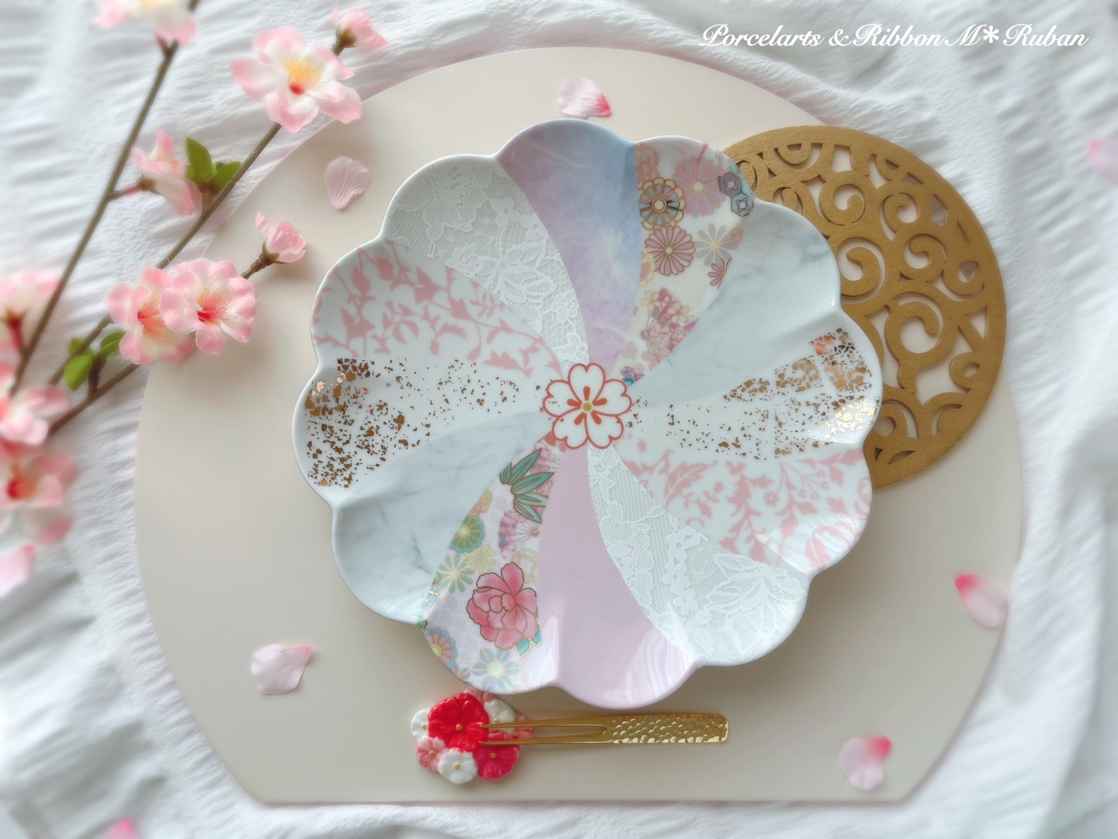 【1点限定】ねじり 和 モダン 菊皿(ピンク、ひな祭り、お正月)(1枚) 4,745円