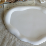 oval distorted tray