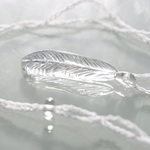 天使の羽根： Glass Feather（White Thread）波動玉® 